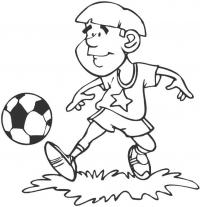 Футболист набивает мяч Раскраски для мальчиков бесплатно